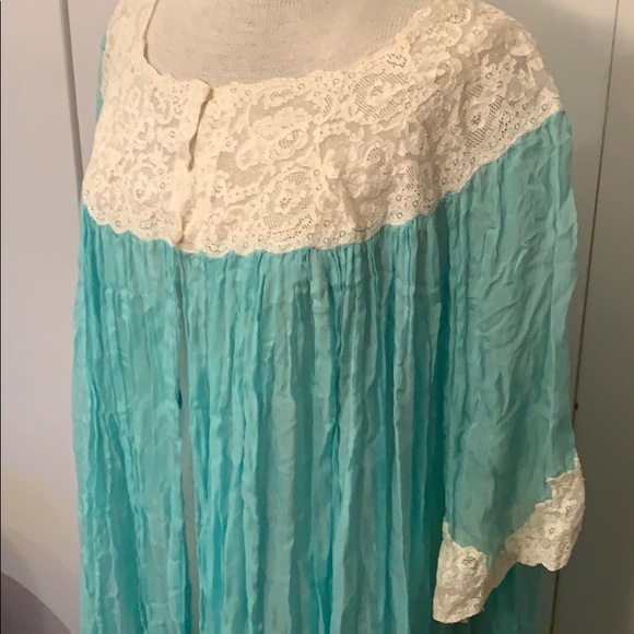 Vintage nightgown - Picture 3 of 4